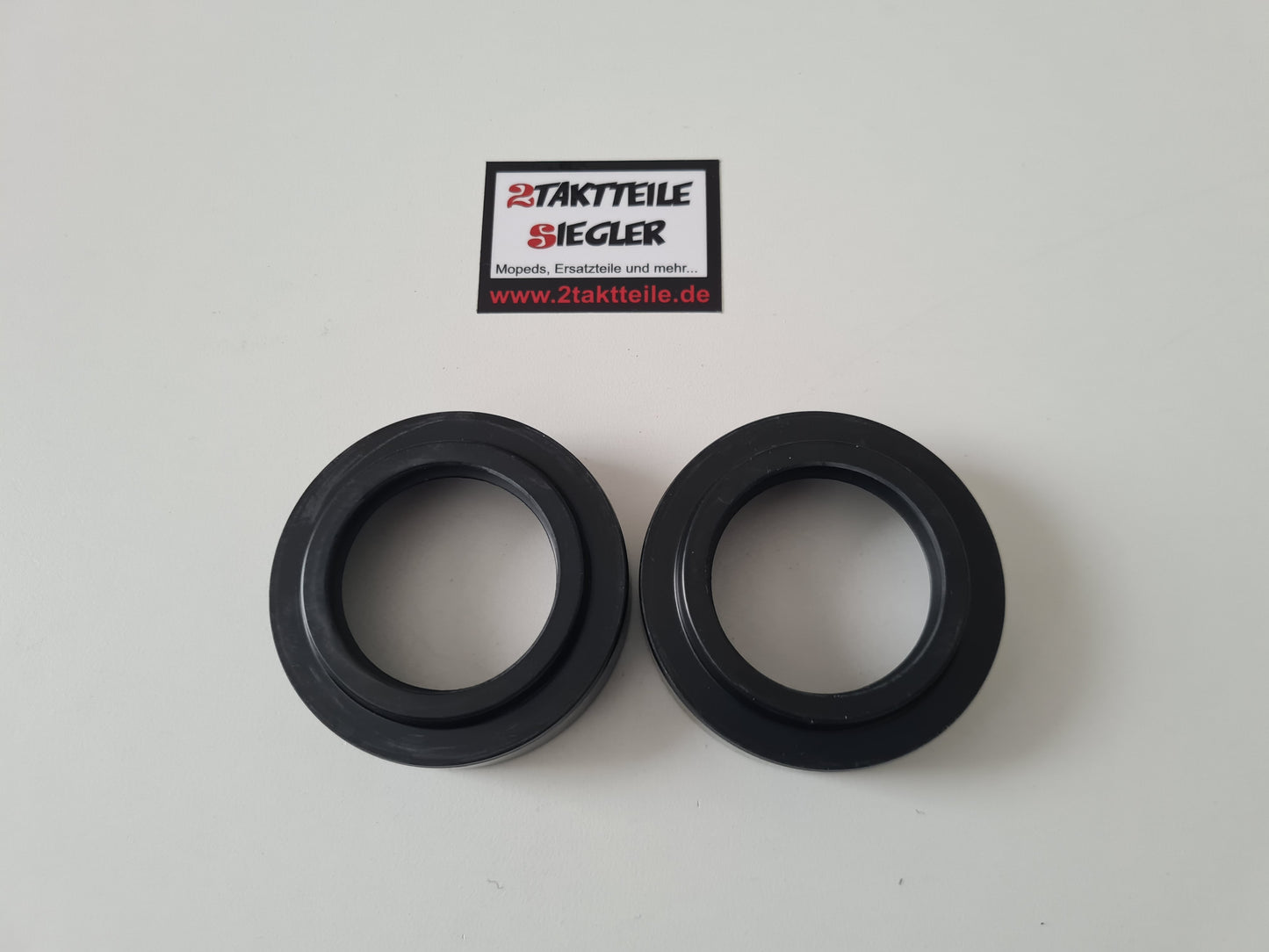 Ariete Staubkappen Maico Federgabel 41,7 mm GS MC 250 350 490 08968