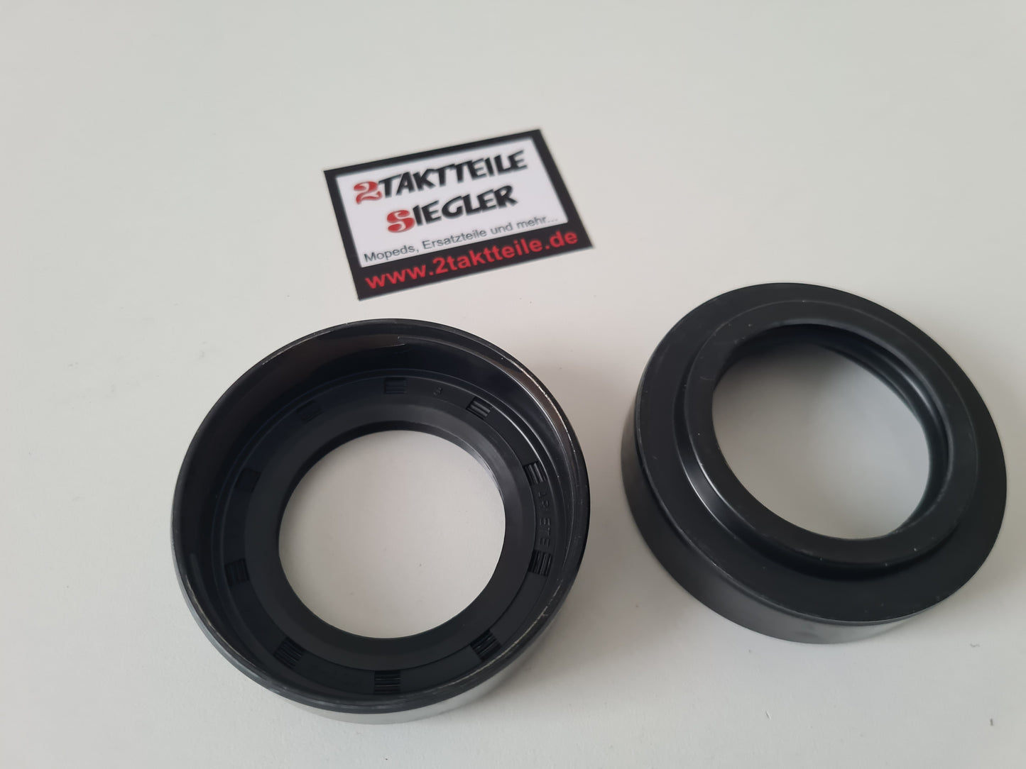 Ariete Staubkappen Maico Federgabel 41,7 mm GS MC 250 350 490 08968