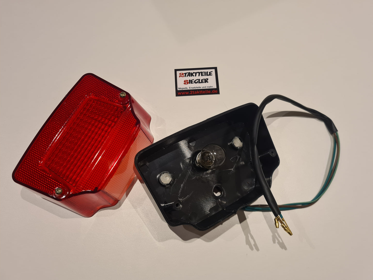 Rücklicht Hercules Prima GT GX Supra 4 KX5 ZX1 Ultra 80 Zündapp Hai