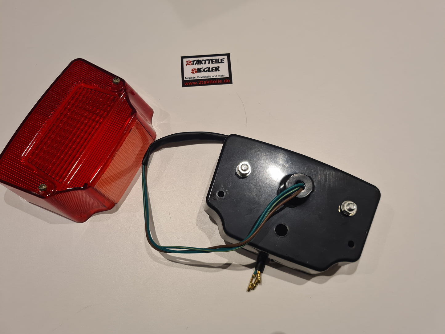 Rücklicht Hercules Prima GT GX Supra 4 KX5 ZX1 Ultra 80 Zündapp Hai