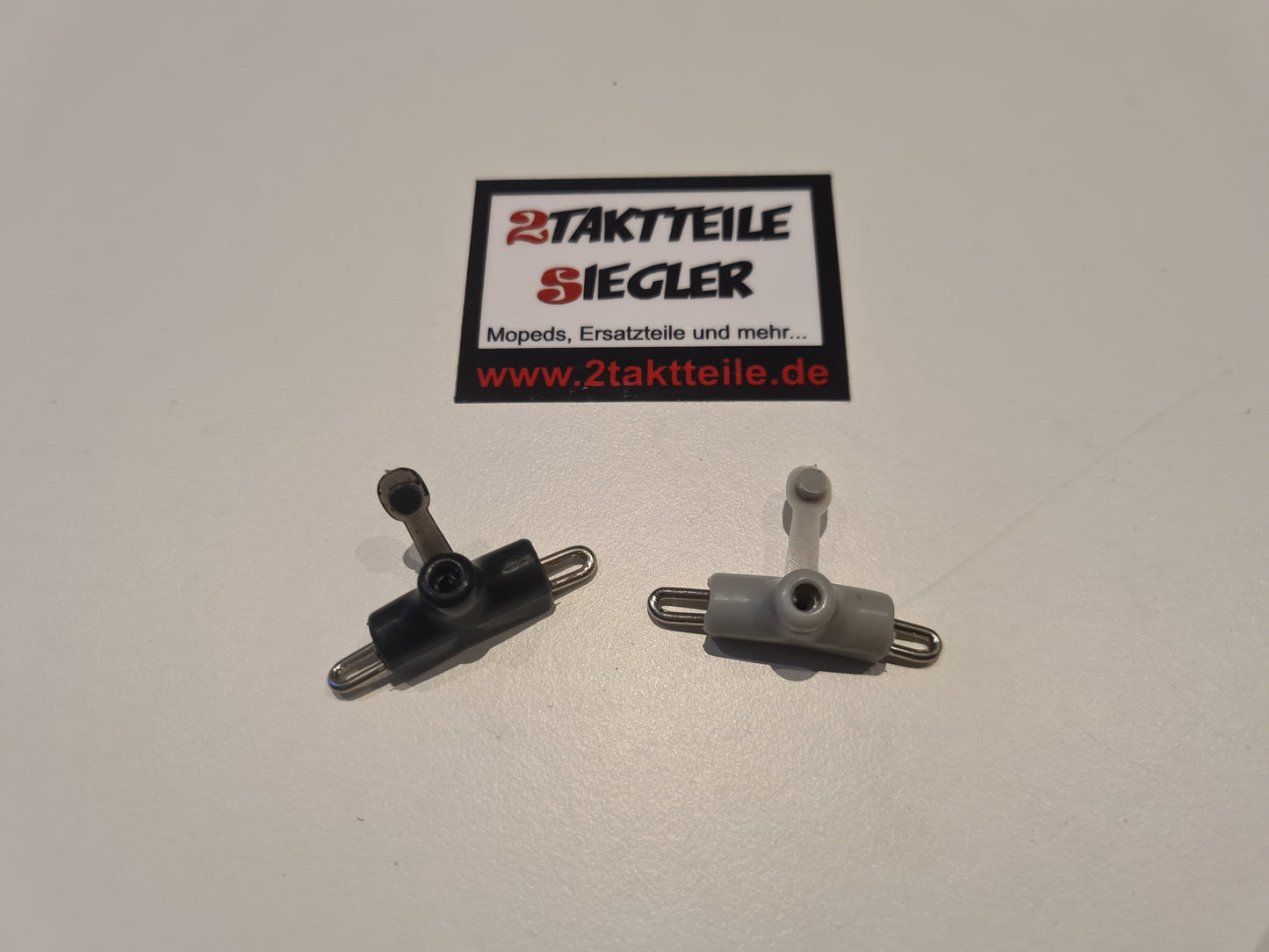 Schmieröffnung Öler Schmiernippel Bowdenzug grau schwarz Hercules Kreidler Zündapp