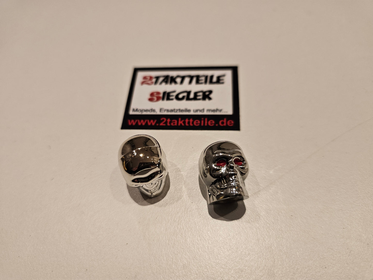 Ventilkappen Totenkopf chrom 2er Set