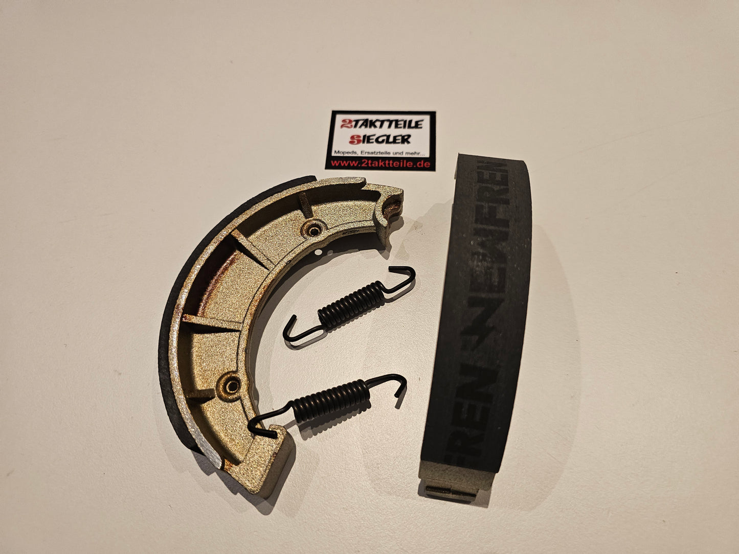 Bremsbeläge Newfren 140 x 25 mm Hercules Sachs K50 RL SE KX5 RX9 Ultra 1 2 3 GS 125 175 ccm Bremsbacken